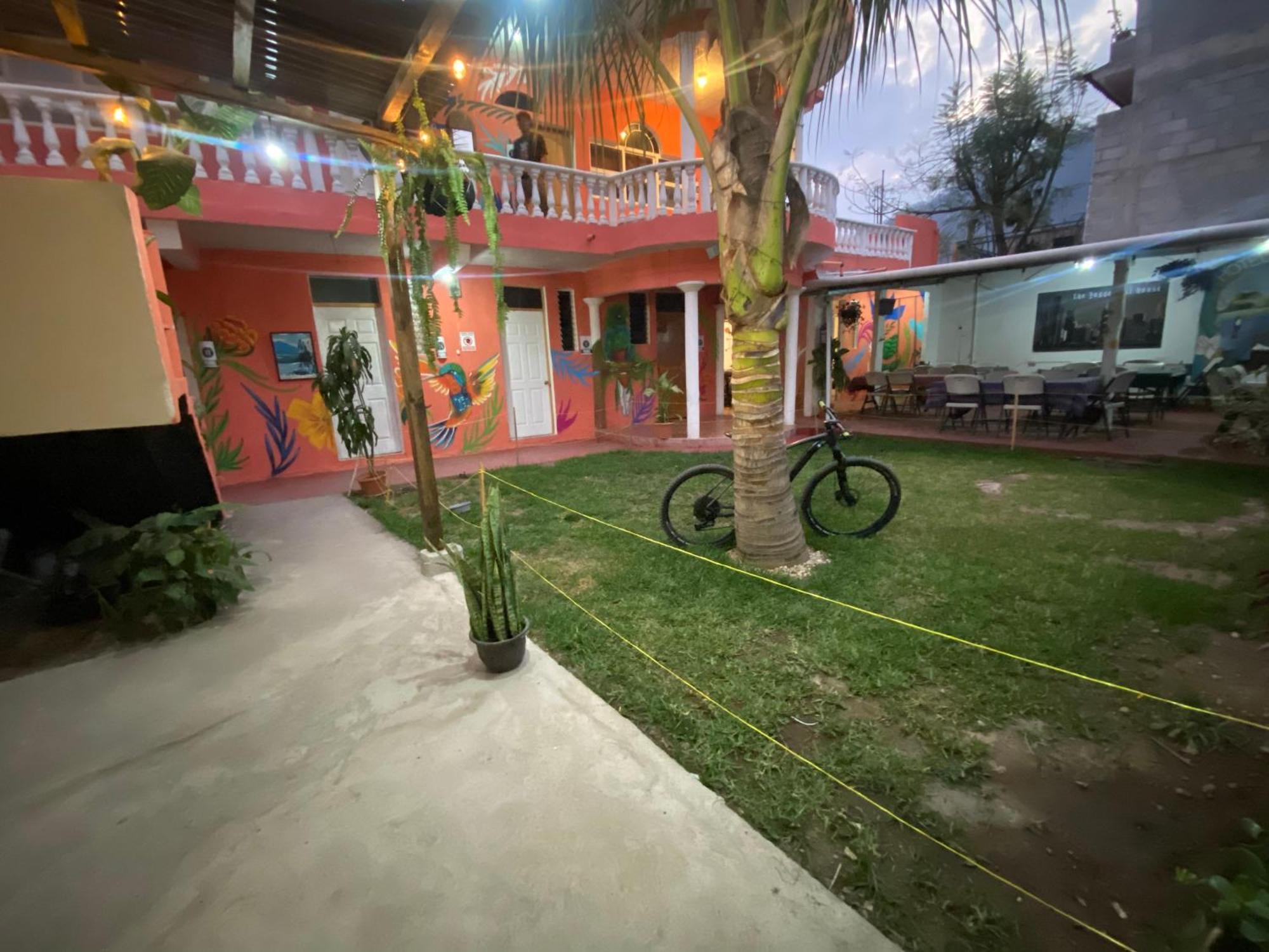 פנחאצ'ל Hotel Posada Gutierrez מראה חיצוני תמונה